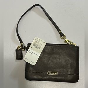 NWT Coach Mahogany Small Wristlet